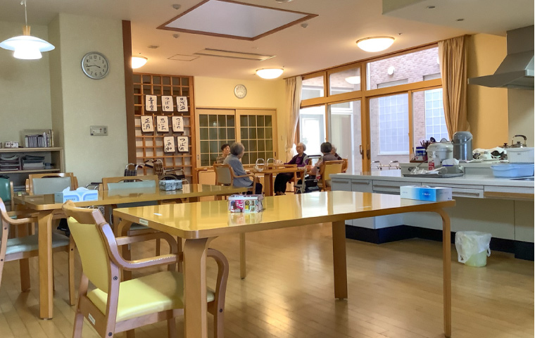 介護付き有料老人ホームJ&B